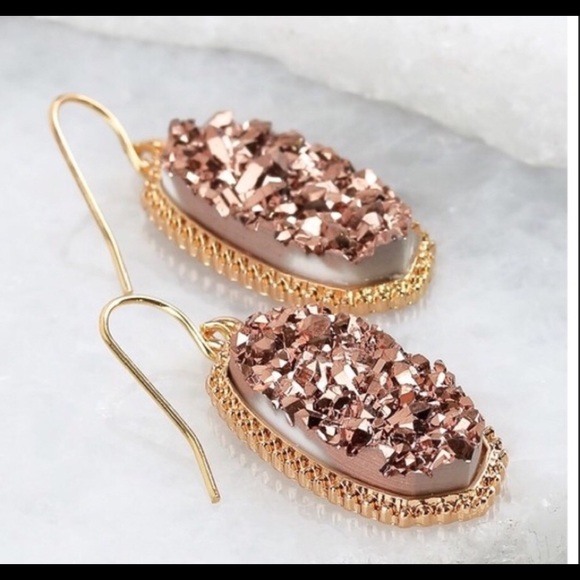 SALE⭐️NEW- Rose Gold Druzy Drop Earrings⭐️ - Picture 4 of 4